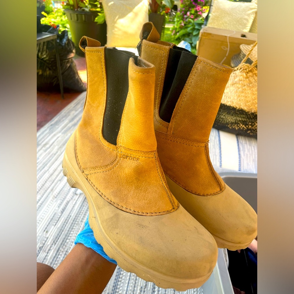 Women’s Brown Croc Boot